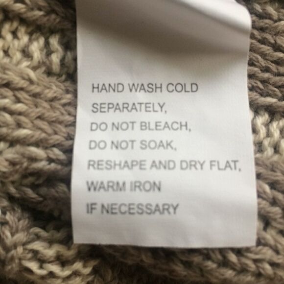 EightEightEight Cream Tan Pattern Cable Knit Sweater NEW - Picture 11 of 11